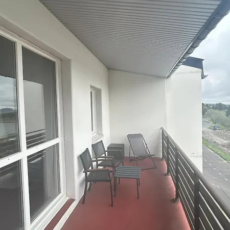 Duplex Moderne Au Centre De Station Avec Box Et Wifi - Fr-1-814-130 *